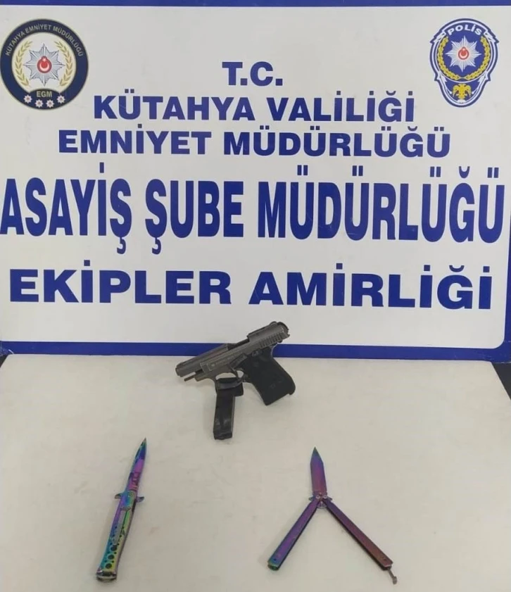 K&uuml;tahya&rsquo;da 237 şahıs ve 6 aracın sorgusu, GBT kontrol&uuml; ve denetimini yaptı
