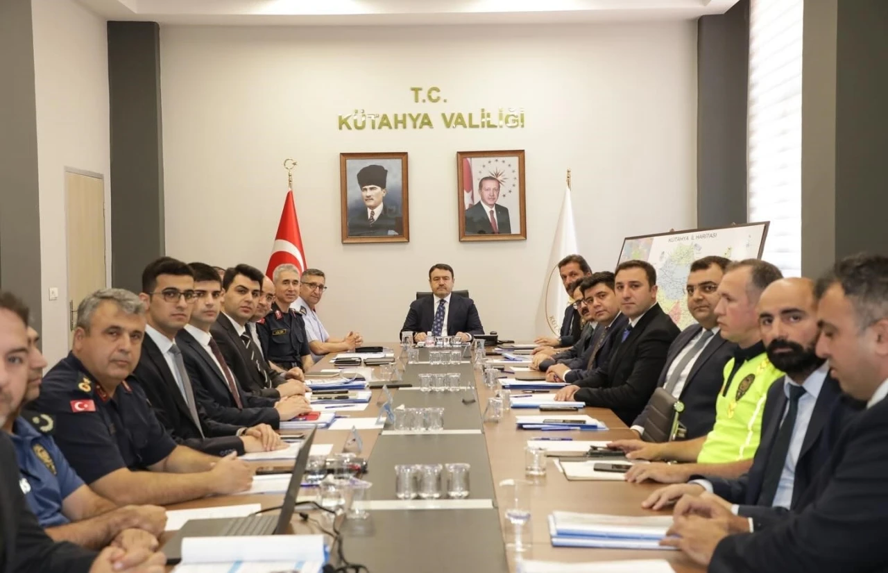 Kütahya’da ’Güvenlik ve Asayiş’ toplantısı
