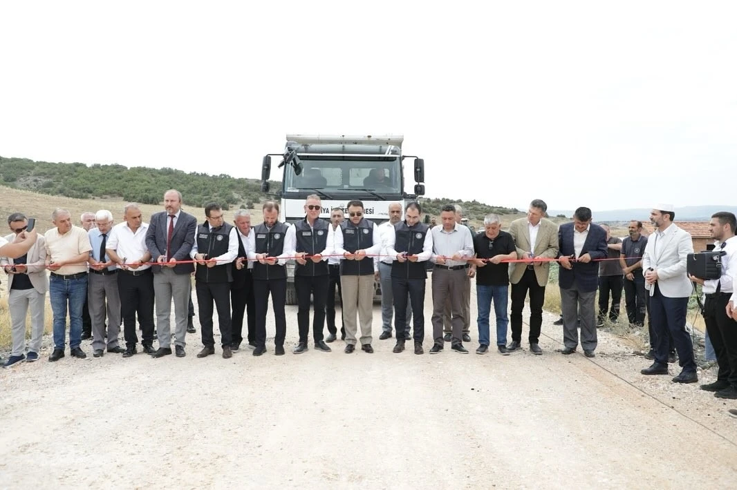 Kütahya’da Kayıköy-Güzelyurt-Çavdarhisar bağlantı yolu hizmete sunuldu
