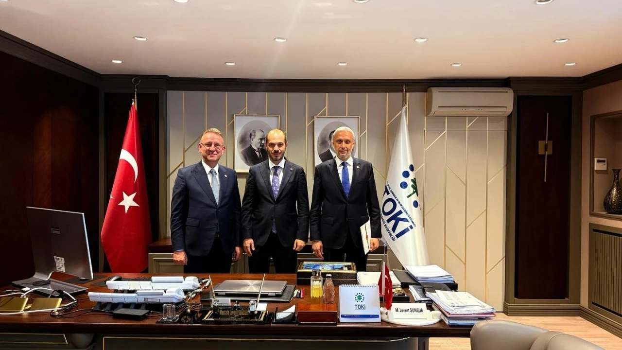 Kütahya’da konut ihtiyacı ve yeni yatırımlar değerlendirildi
