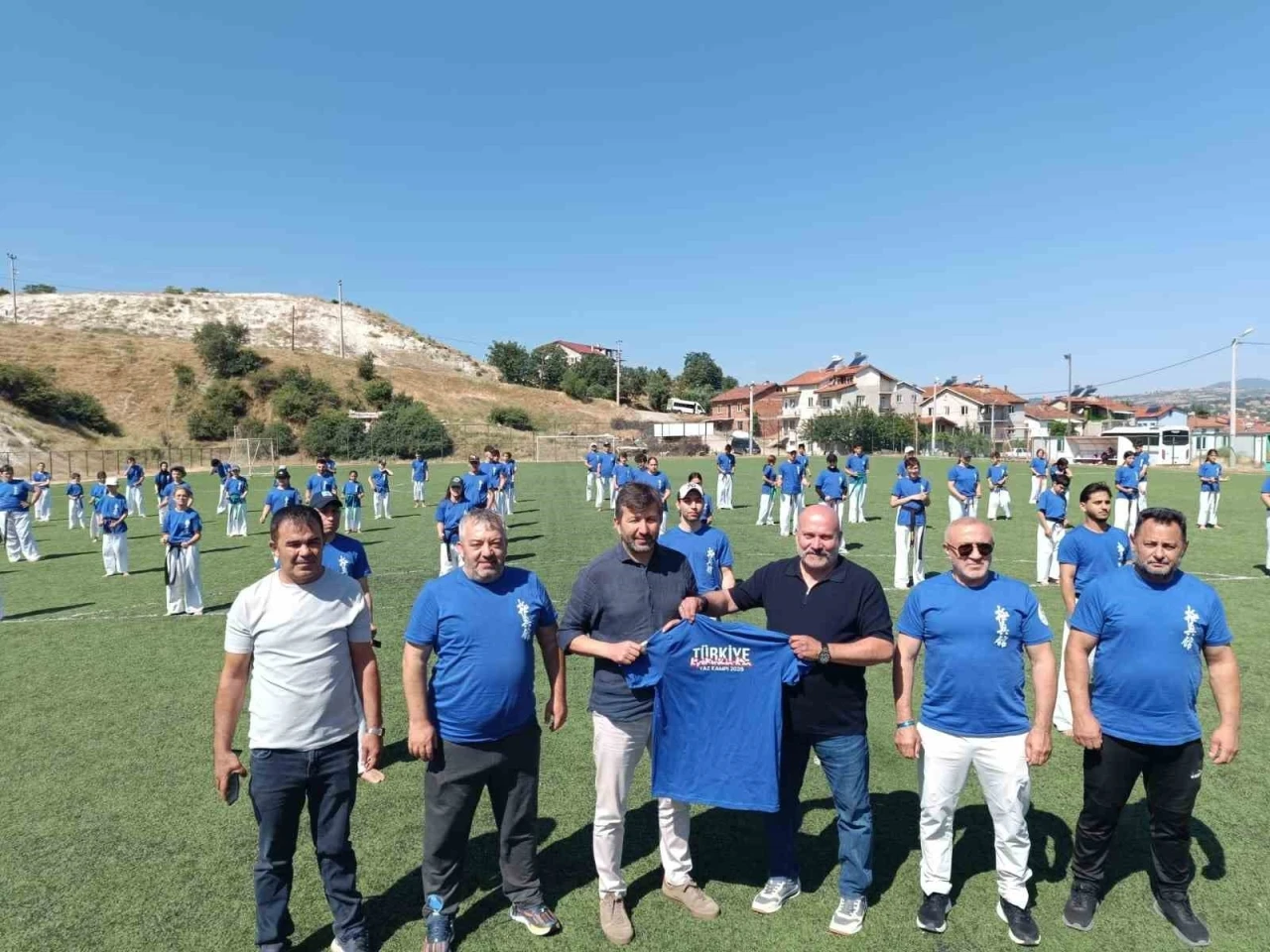 K&uuml;tahya&rsquo;da Kyokushin-Kan T&uuml;rkiye Yaz Gelişim Kampı sona erdi
