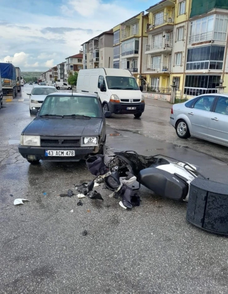 Kütahya’da otomobil ile motosiklet çarpıştı: 1 yaralı
