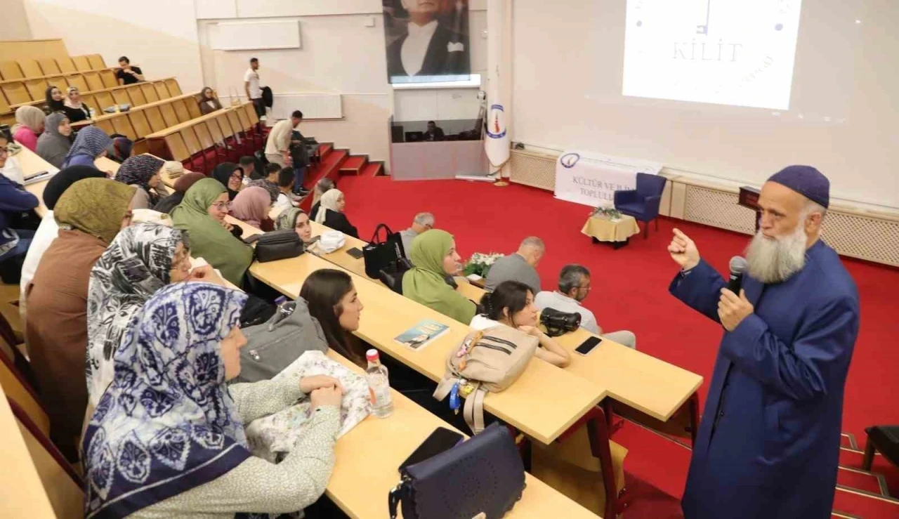 Kütahya’da &quot;İmanda Diriliş&quot; konulu konferans
