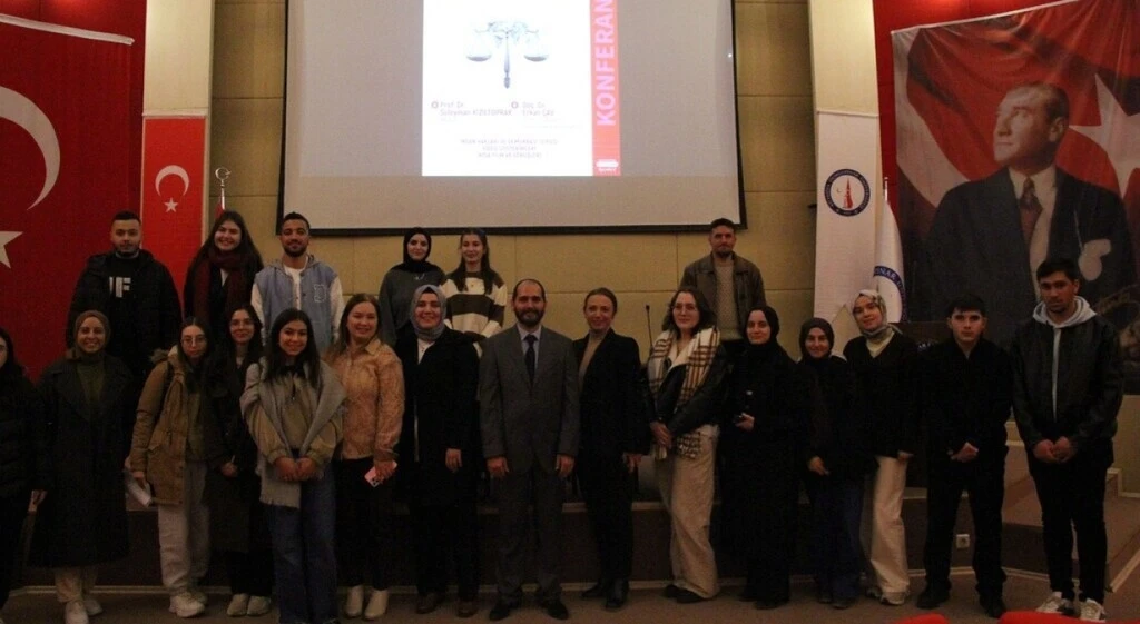 Kütahya’da &quot;İnsan Hakları&quot; konulu konferans
