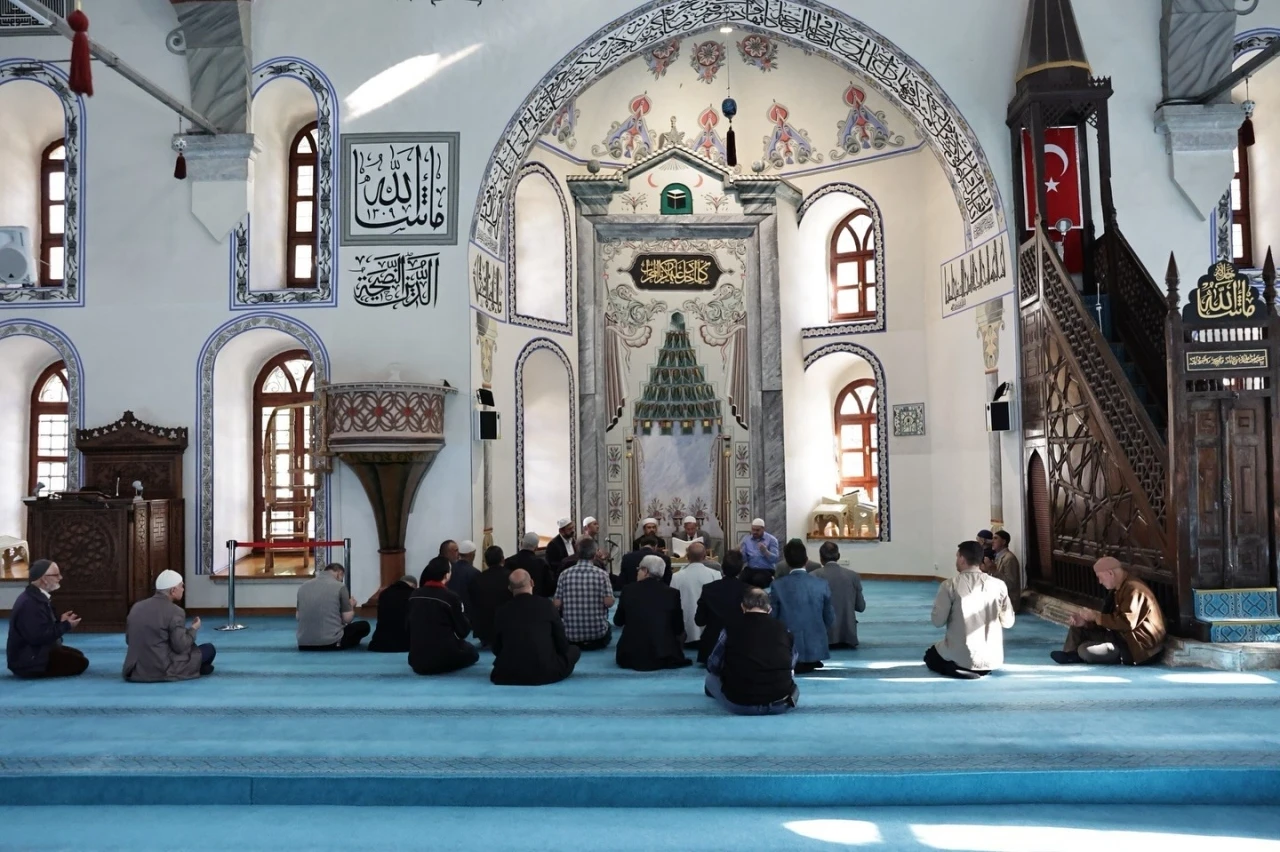 Kütahya’da şehit ve gaziler için Kur’an-ı Kerim tilaveti ve mevlit programı

