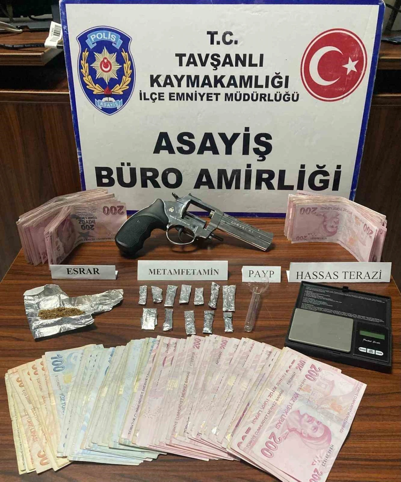 Kütahya’da uyuşturucu ticareti yapmak suçundan 1 kişi tutuklandı
