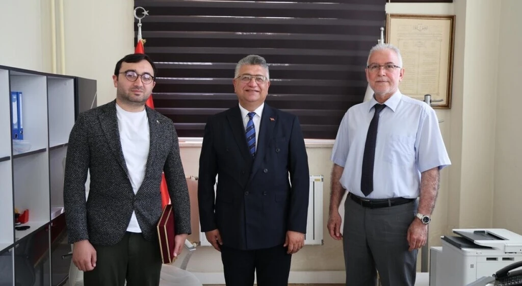 K&uuml;tahya Dumlupınar &Uuml;niversitesi S&uuml;rekli Eğitim Merkezi&rsquo;nde g&ouml;rev değişimi
