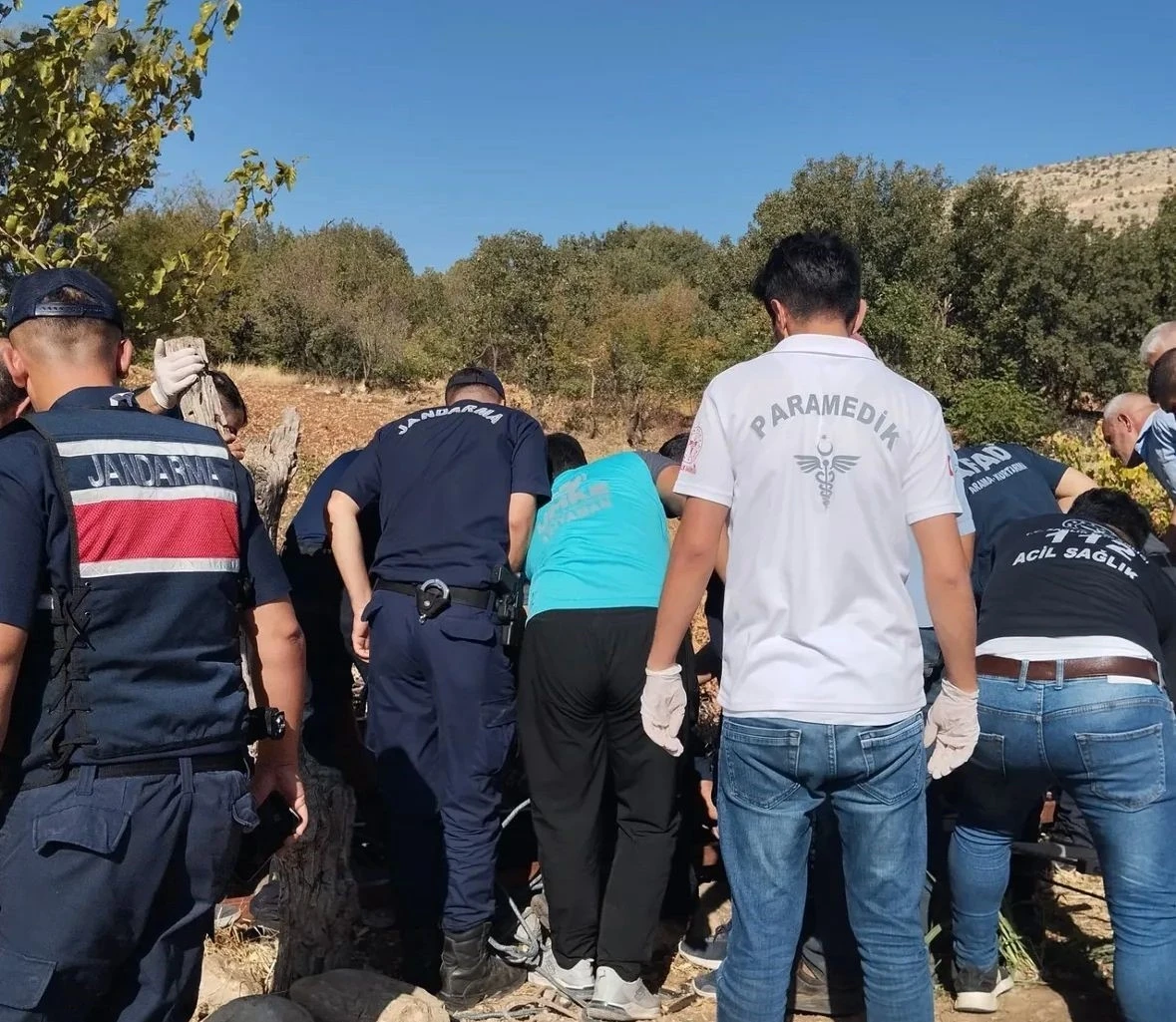 Kuyuya düşen vatandaş kurtarıldı
