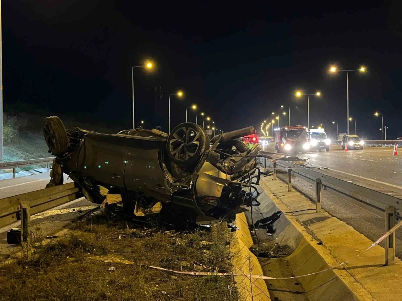 Kuzey Marmara Otoyolu’nda feci kaza : 2 ölü, 5 yaralı
