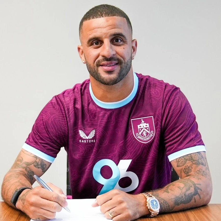 Kyle Walker, Burnley’ye transfer oldu

