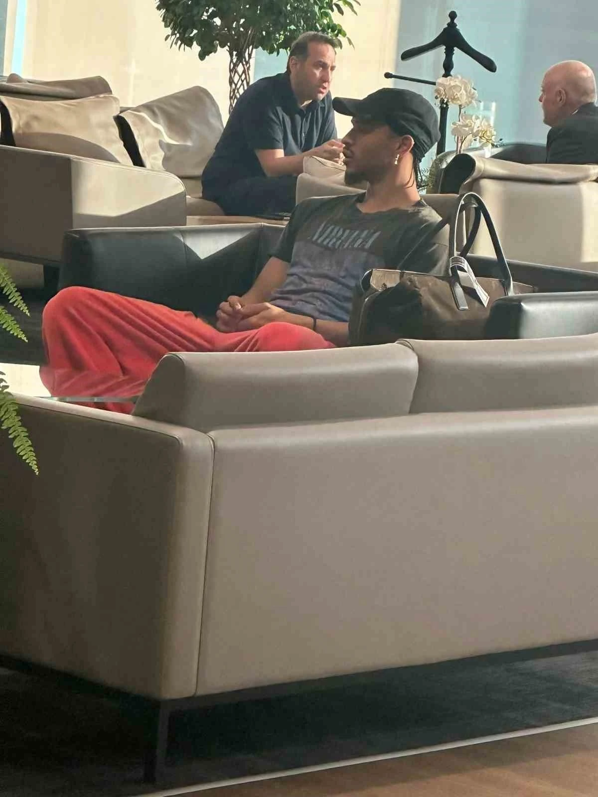 Leroy Sane, İstanbul’a geldi
