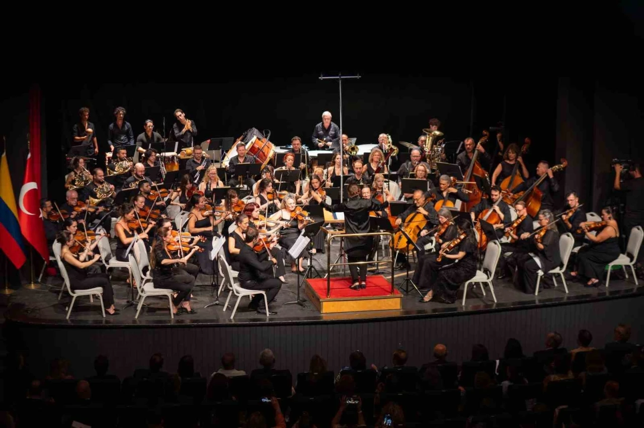 Limak Filarmoni Orkestrası’ndan Türkiye’de barış konseri

