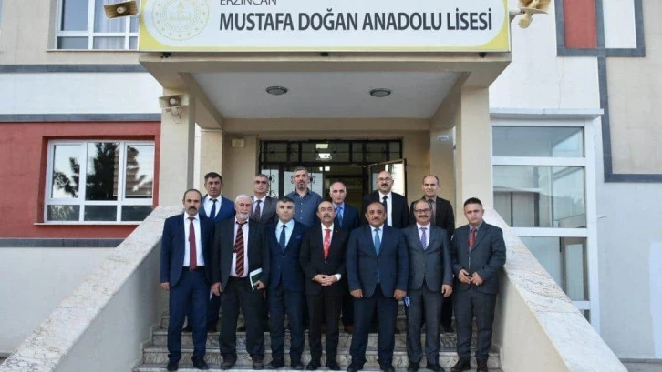 Lise m&uuml;d&uuml;rleri ile toplantı yapıldı
