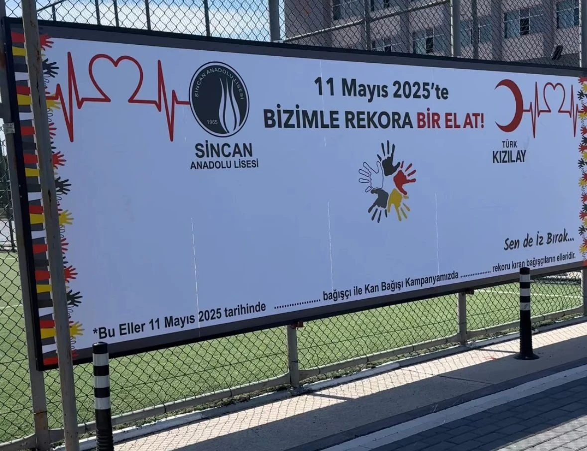 Liseli gençlerden kan bağışı rekoru
