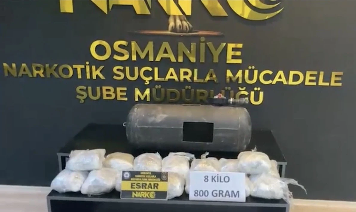 LPG tankına gizlenen 8 kilo 800 gram esrar ele ge&ccedil;irildi: 2 tutuklama
