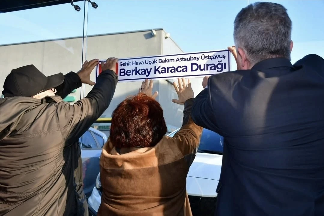 L&uuml;leburgaz&rsquo;da şehidin ismi sokağa ve durağa verildi
