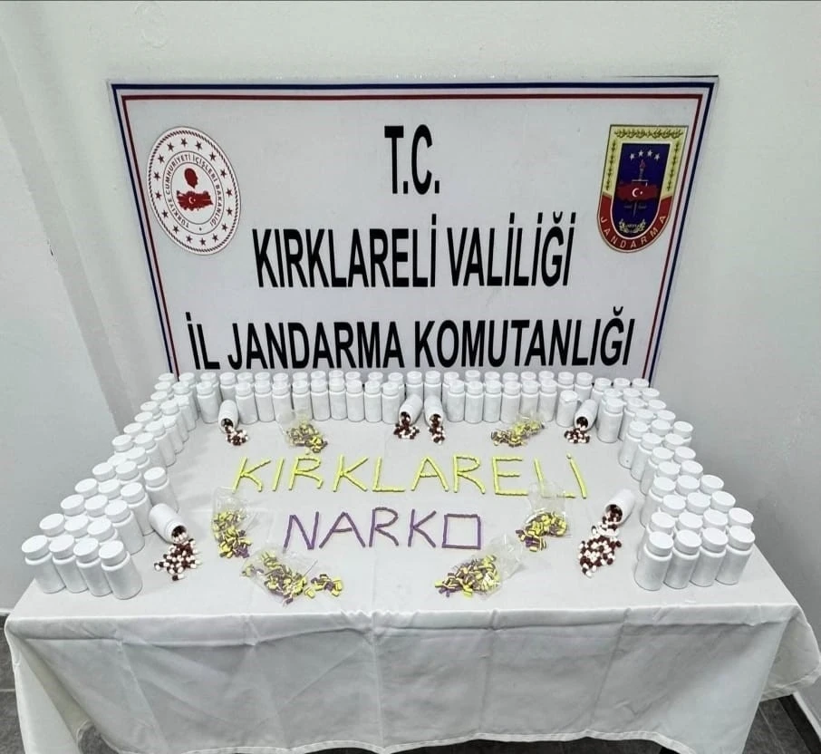 L&uuml;leburgaz&rsquo;da uyuşturucu operasyonu: Binlerce hap ele ge&ccedil;irildi
