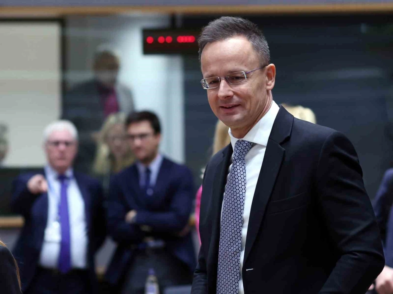 Macaristan Dışişleri Bakanı Szijjarto: &quot;AB, Ukrayna’ya yapılan ödemeleri derhal durdurmalı&quot;
