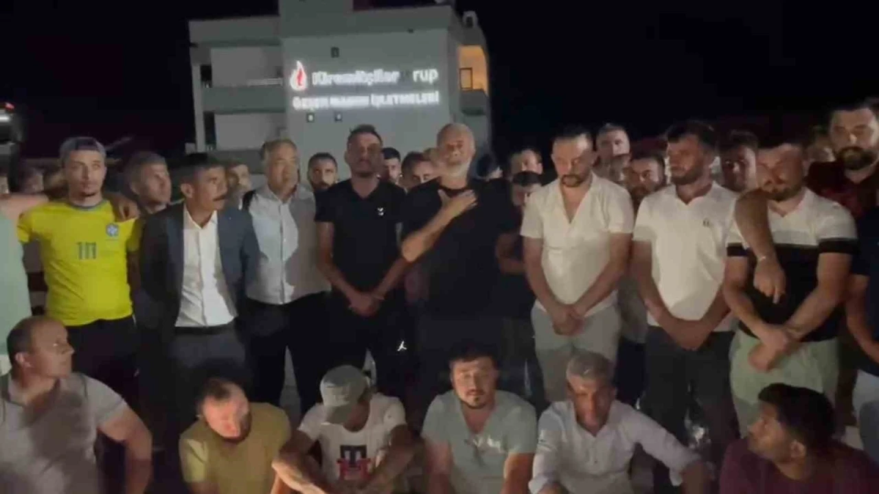 Maden iş&ccedil;ileri eylemlerini s&uuml;rd&uuml;r&uuml;yor: "Bir maaş &ouml;denmeden &uuml;retime d&ouml;nmeyeceğiz"
