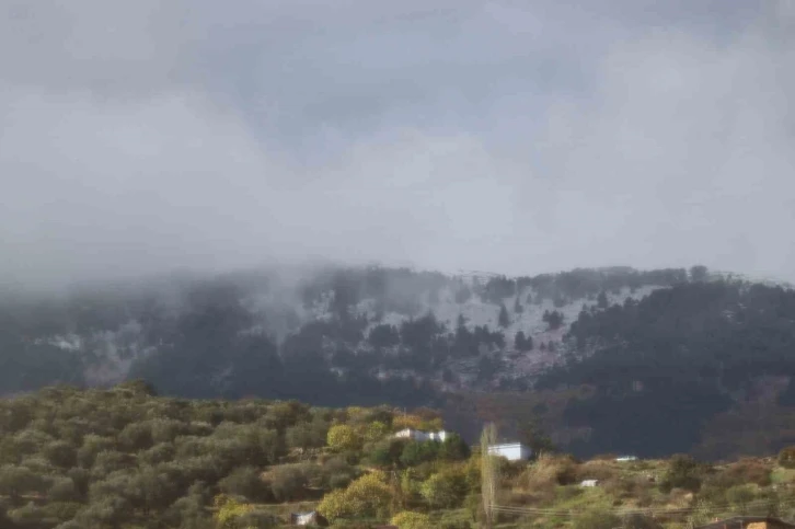 Madran’a yılın ilk karı yağdı
