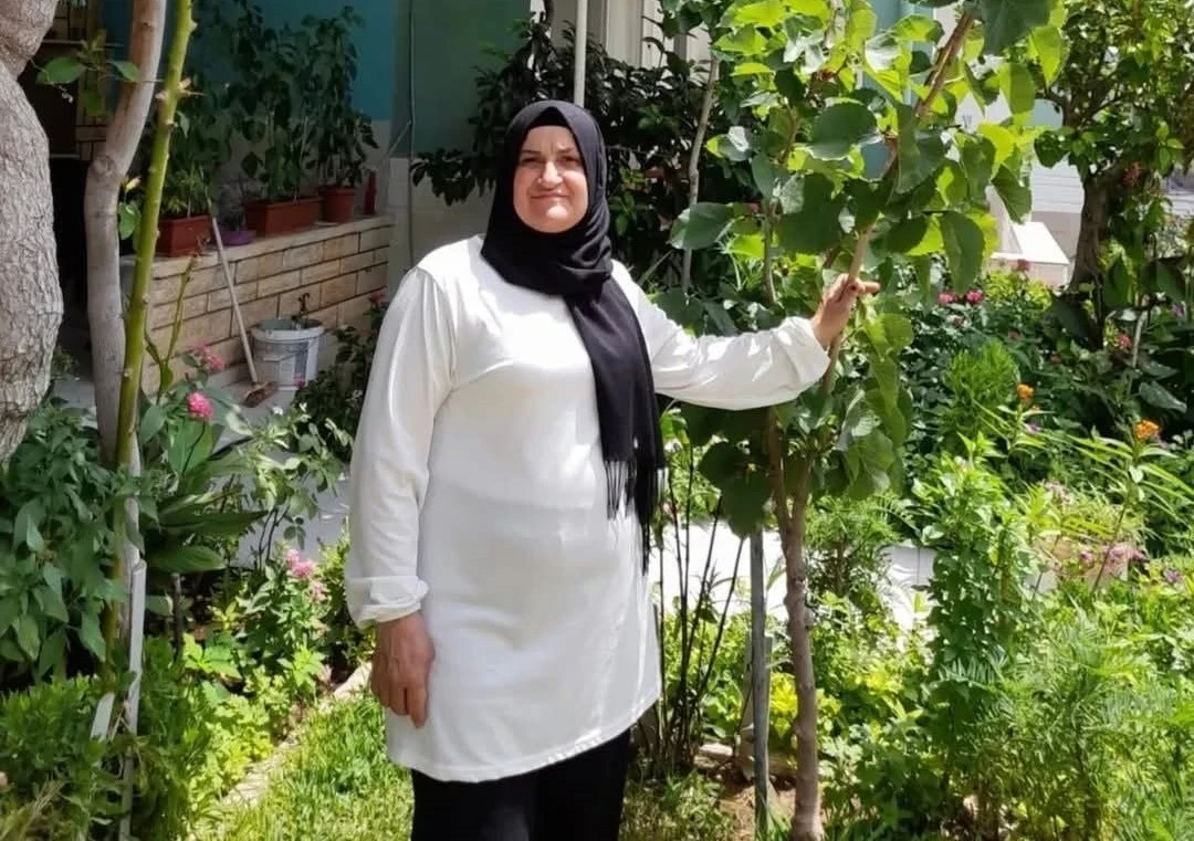 Mahkemede annesini &ouml;ld&uuml;ren babasına &rsquo;şok&rsquo; su&ccedil;lamada bulundu
