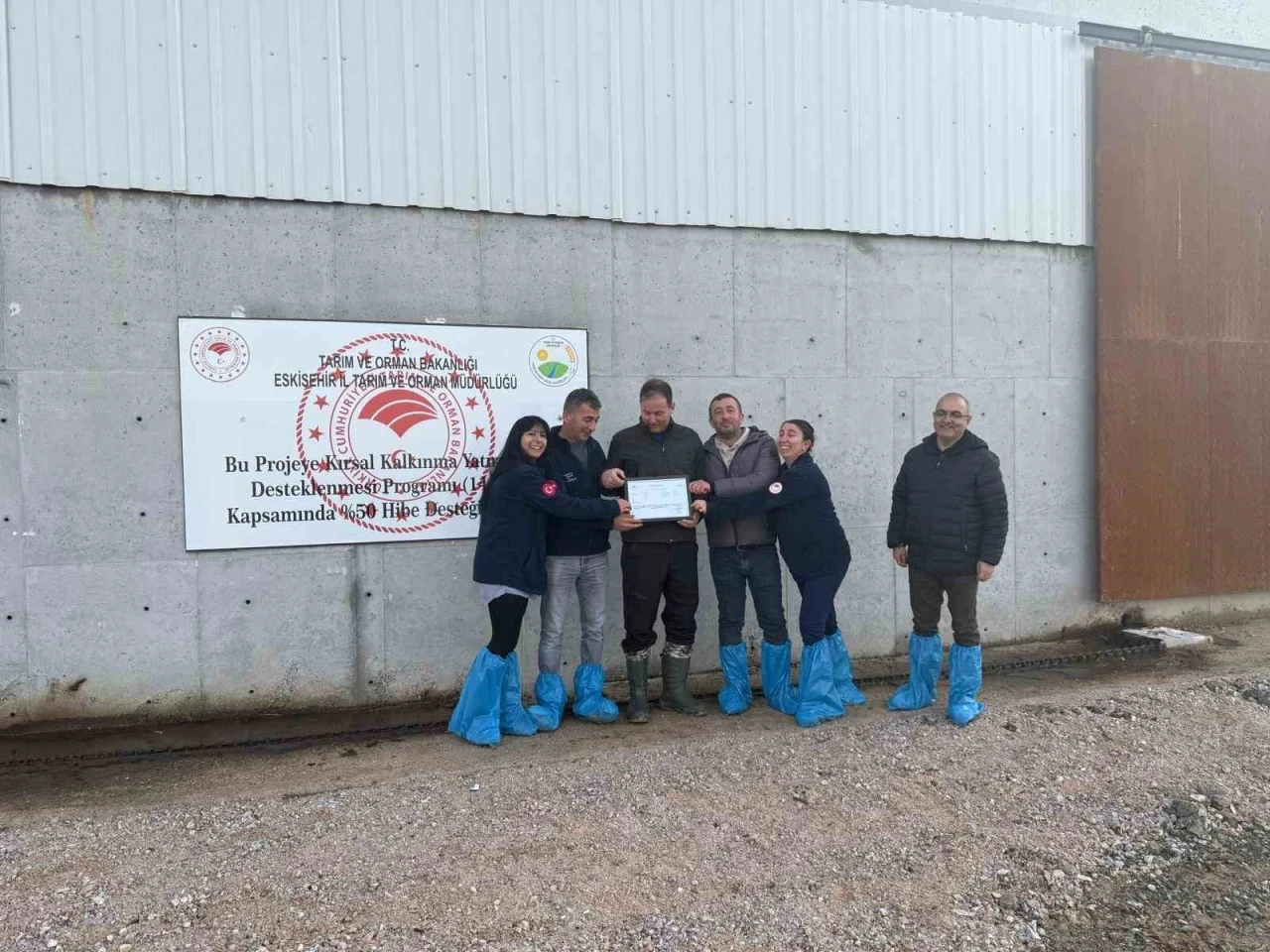 Mahmudiye’nin ilk ari işletmesi sertifikalandırıldı
