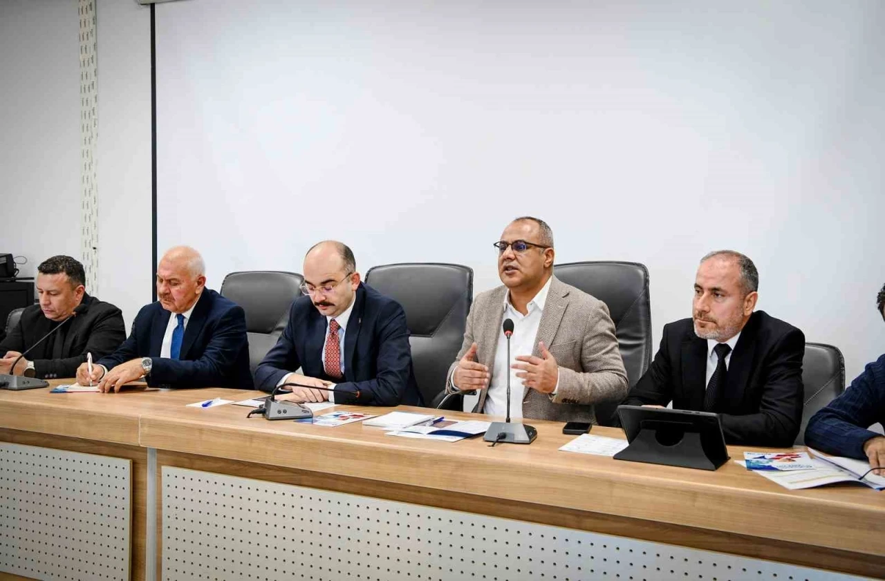 Malatya B&uuml;y&uuml;kşehir&rsquo;den Doğanşehir&rsquo;e 279. 7 Milyon TL&rsquo;lik altyapı yatırımı
