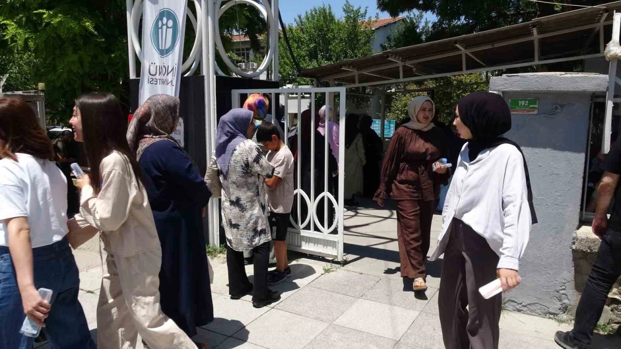 Malatya&rsquo;da AYT maratonu tamamlandı
