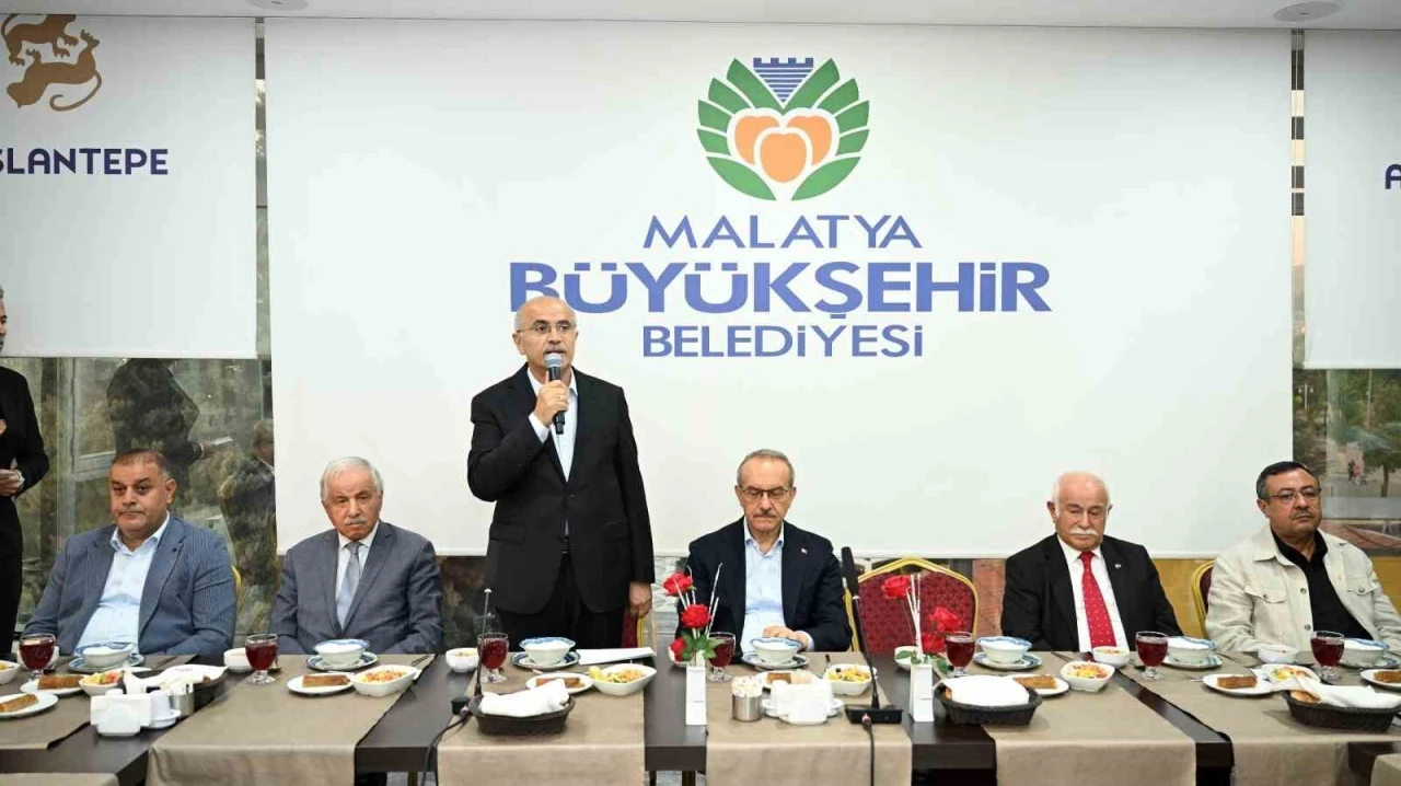 Malatya’da Büyükşehir Belediyesinden Muharrem İftarı
