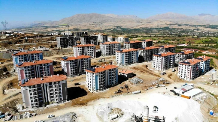 Malatya&rsquo;da ilk deprem konutları Kasım ayında teslim edilecek
