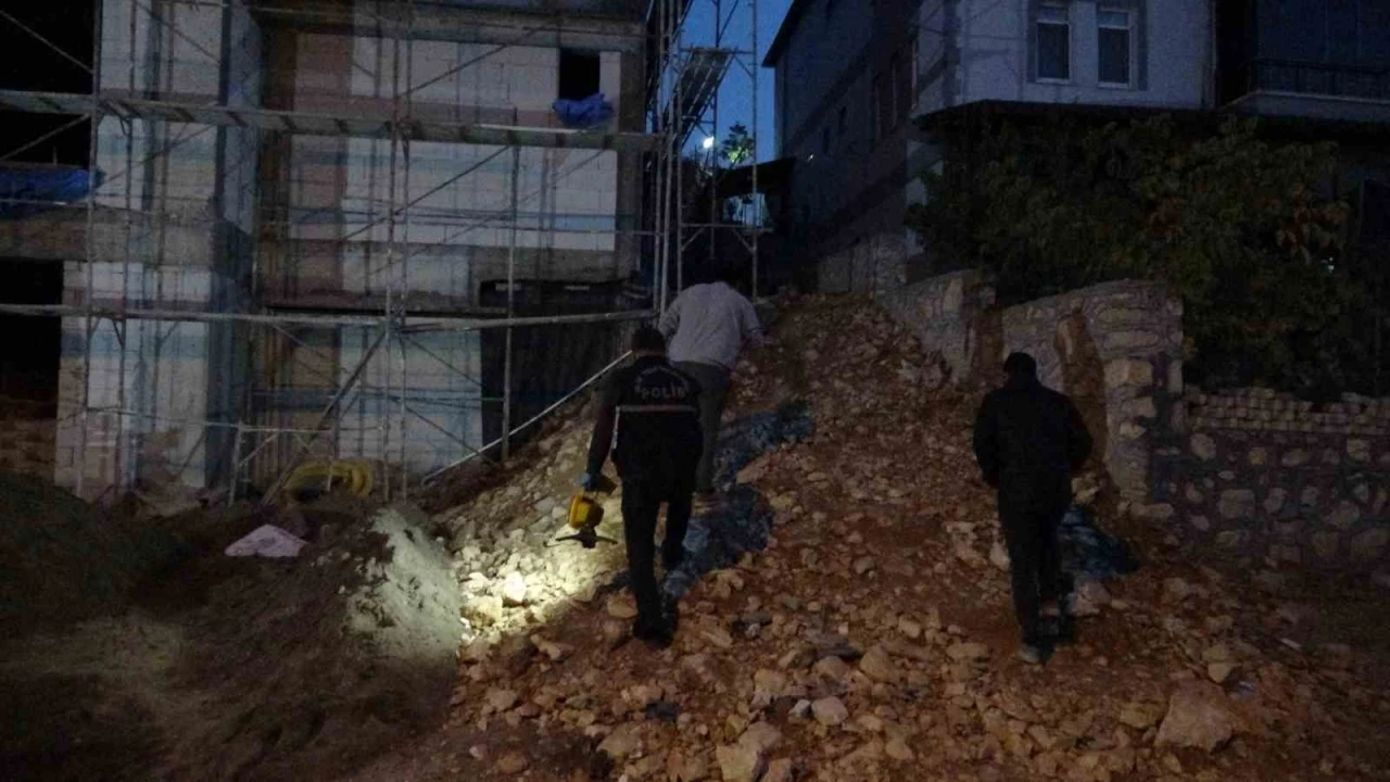 Malatya’da inşaatta düşen işçi hayatını kaybetti
