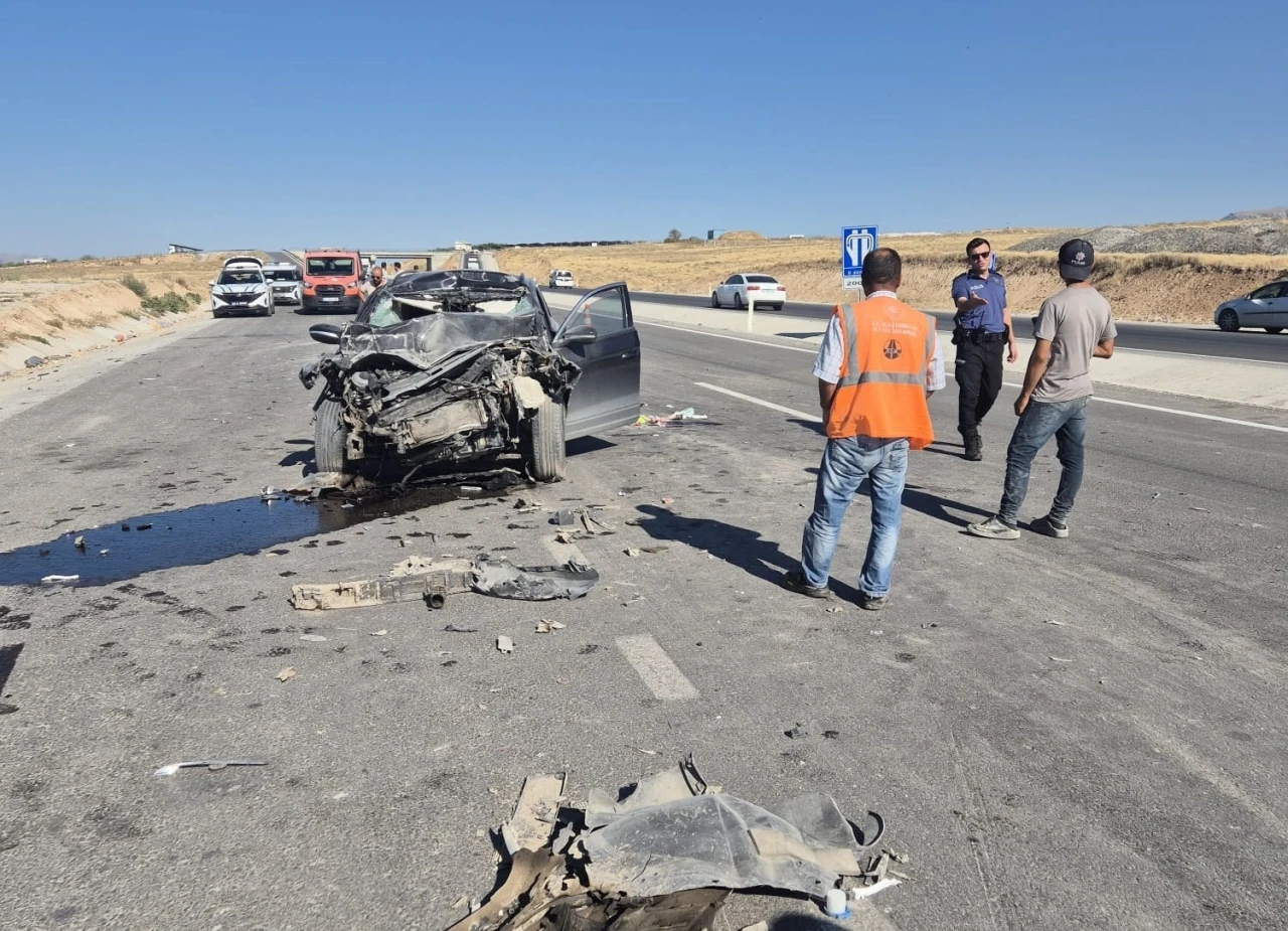 Malatya’da kamyon ile otomobil çarpıştı: 1 ölü
