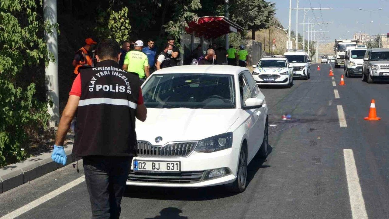 Malatya’da otomobilin çarptığı yaya ağır yaralandı