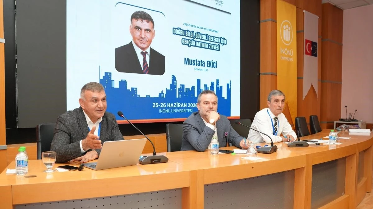 Malatya&rsquo;da "Doğru Bilgi, G&uuml;venli Gelecek" zirvesi
