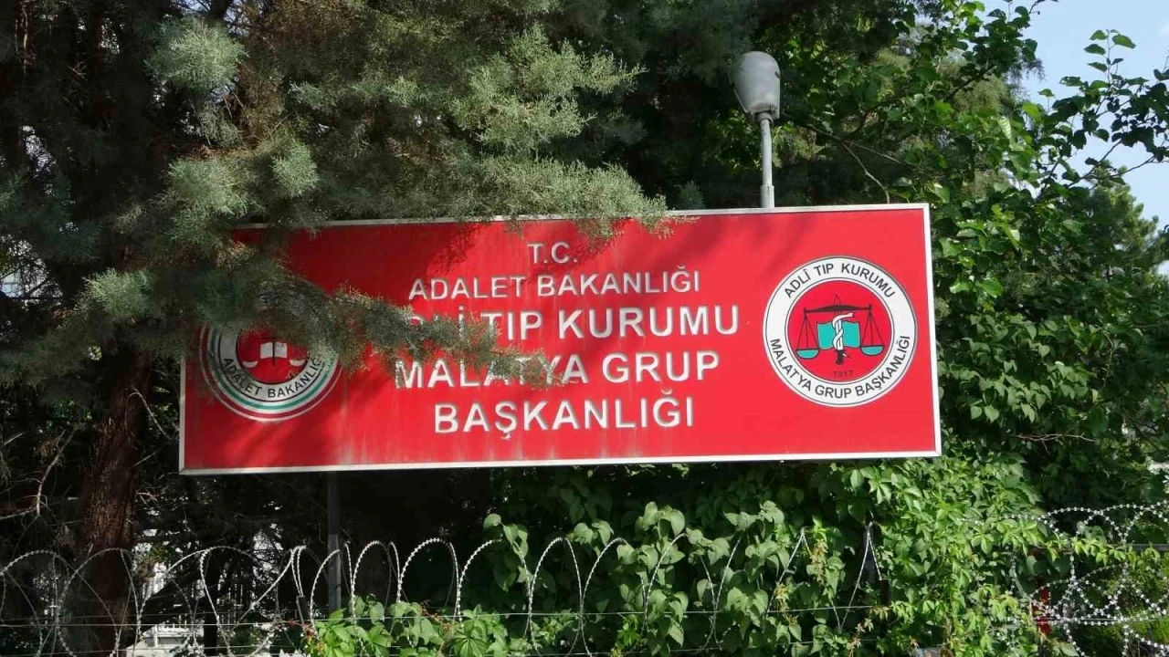 Malatya&rsquo;da trakt&ouml;r devrildi: 1 &ouml;l&uuml;
