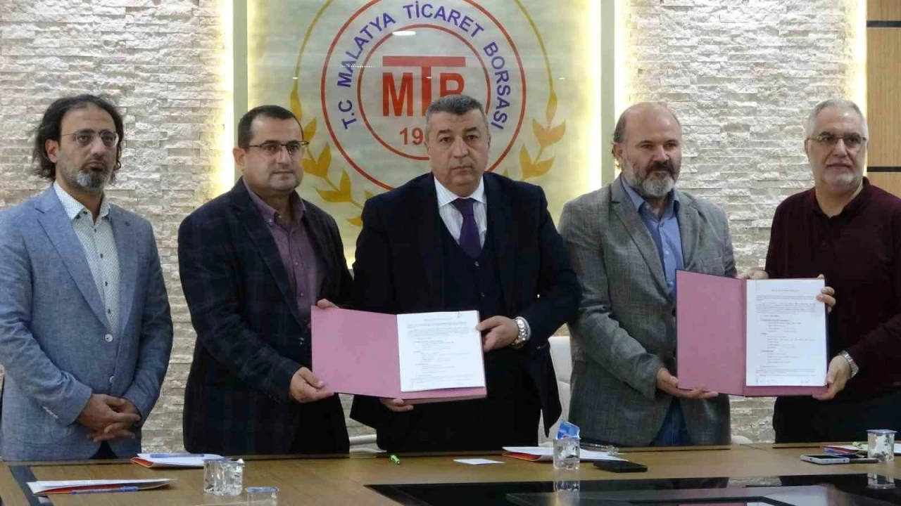 Malatya’da zirai donun etkileri için Üniversite ve Borsa arasında iş birliği protokolü imzaladı
