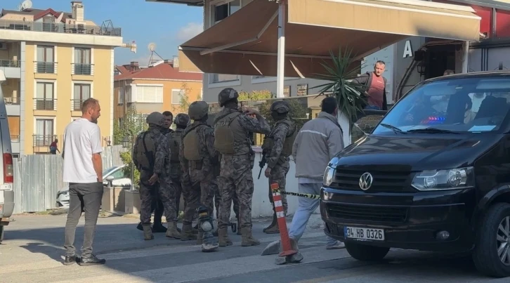 Maltepe&rsquo;de bacanakların kavgası kanlı bitti: 1 &ouml;l&uuml;
