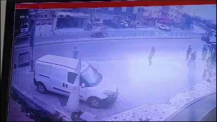 Maltepe&rsquo;de kontrolden &ccedil;ıkarak takla atan ara&ccedil; kamerada
