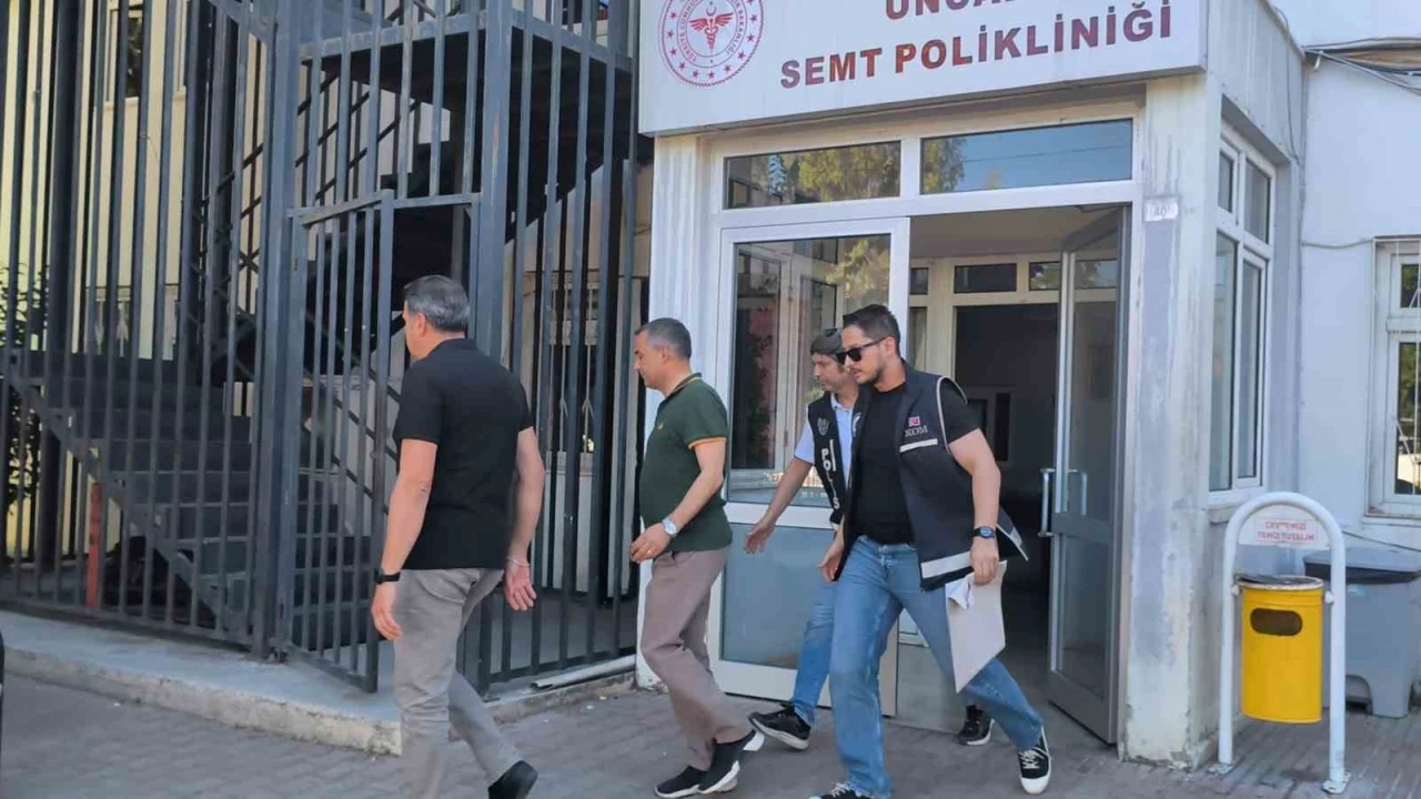 Manavgat Belediye Başkanı Kara, emniyete götürüldü
