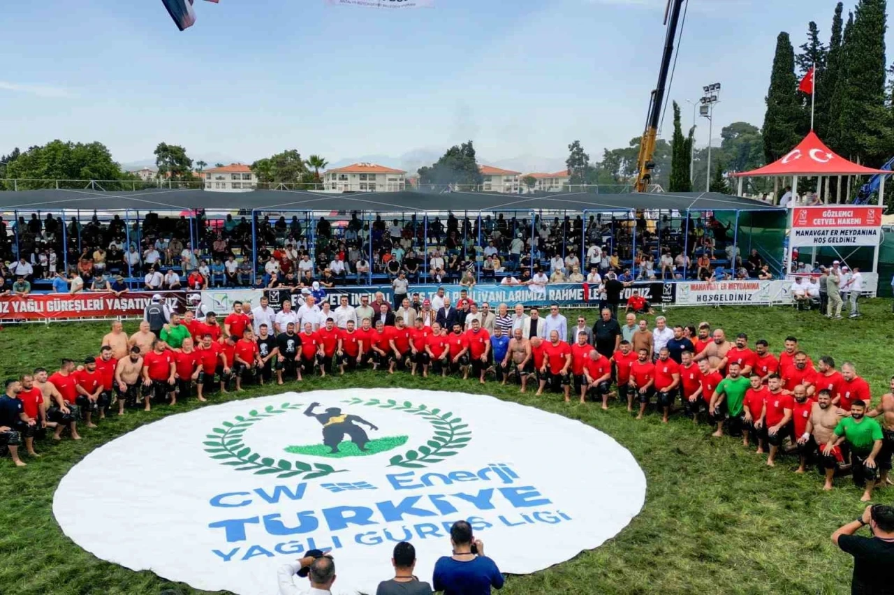 Manavgat’ta yağlı güreş coşkusu yaşanıyor
