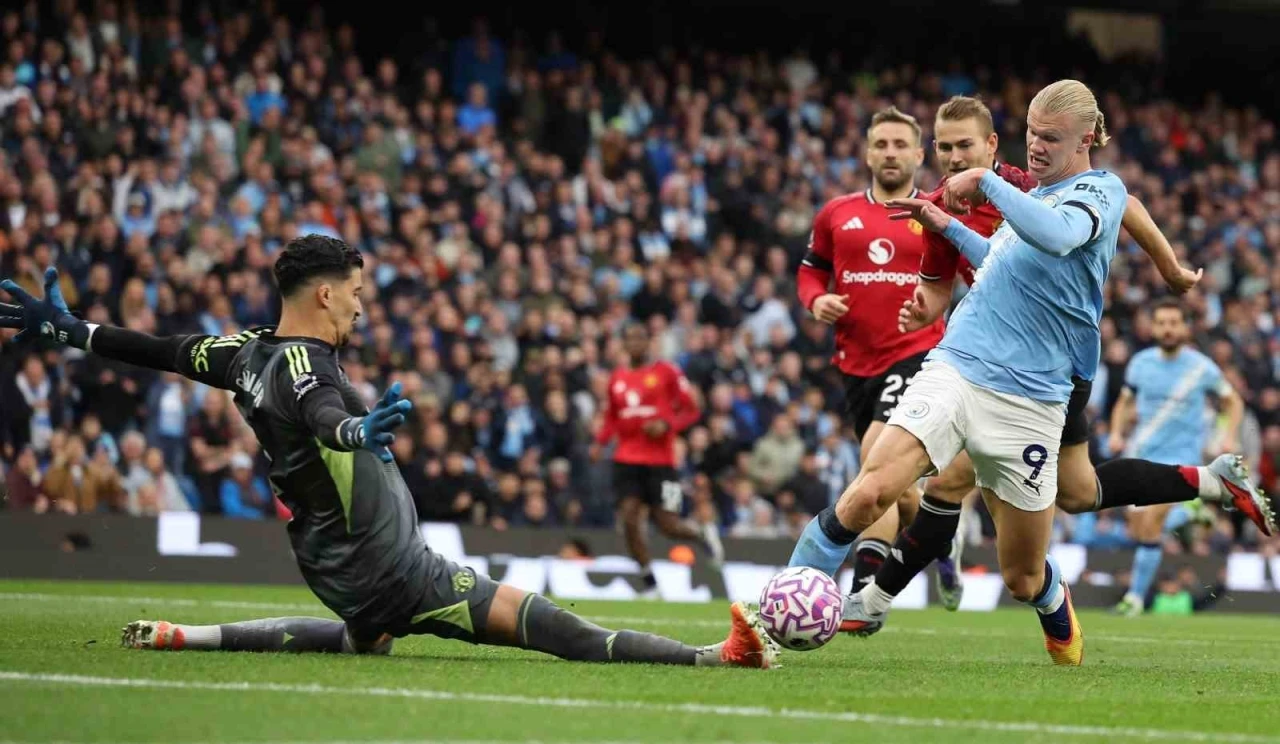 Manchester derbisinde kazanan City
