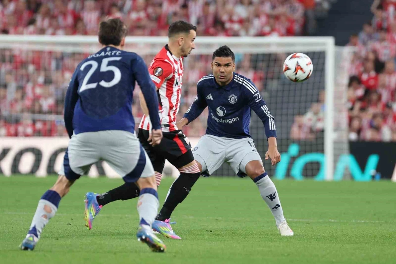 Manchester United, İspanya’da farklı kazandı
