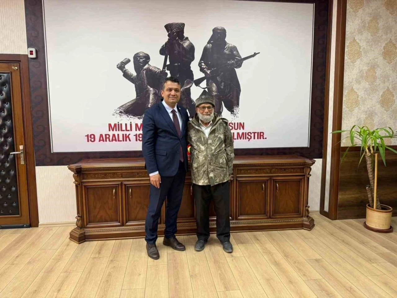 Mandalinaları Mehmet&ccedil;iğe ulaştıran elmacı dede, D&ouml;rtyol&rsquo;a selamla d&ouml;nd&uuml;
