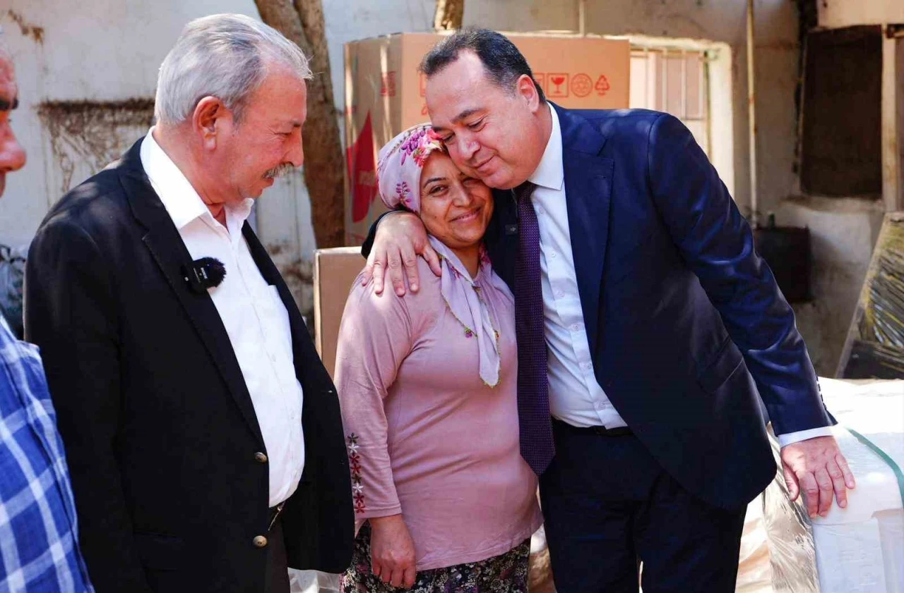 Manisa B&uuml;y&uuml;kşehir&rsquo;den afetzedelere ayni ve nakdi yardım
