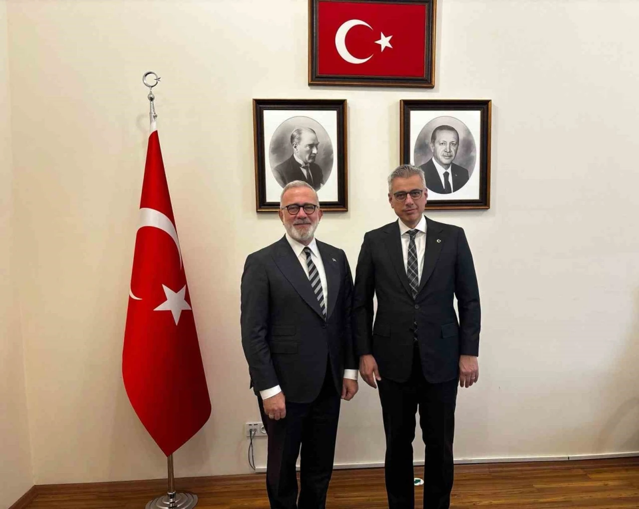 Manisa’da 23 yeni hekim ve 184 sağlık personeli göreve başlıyor
