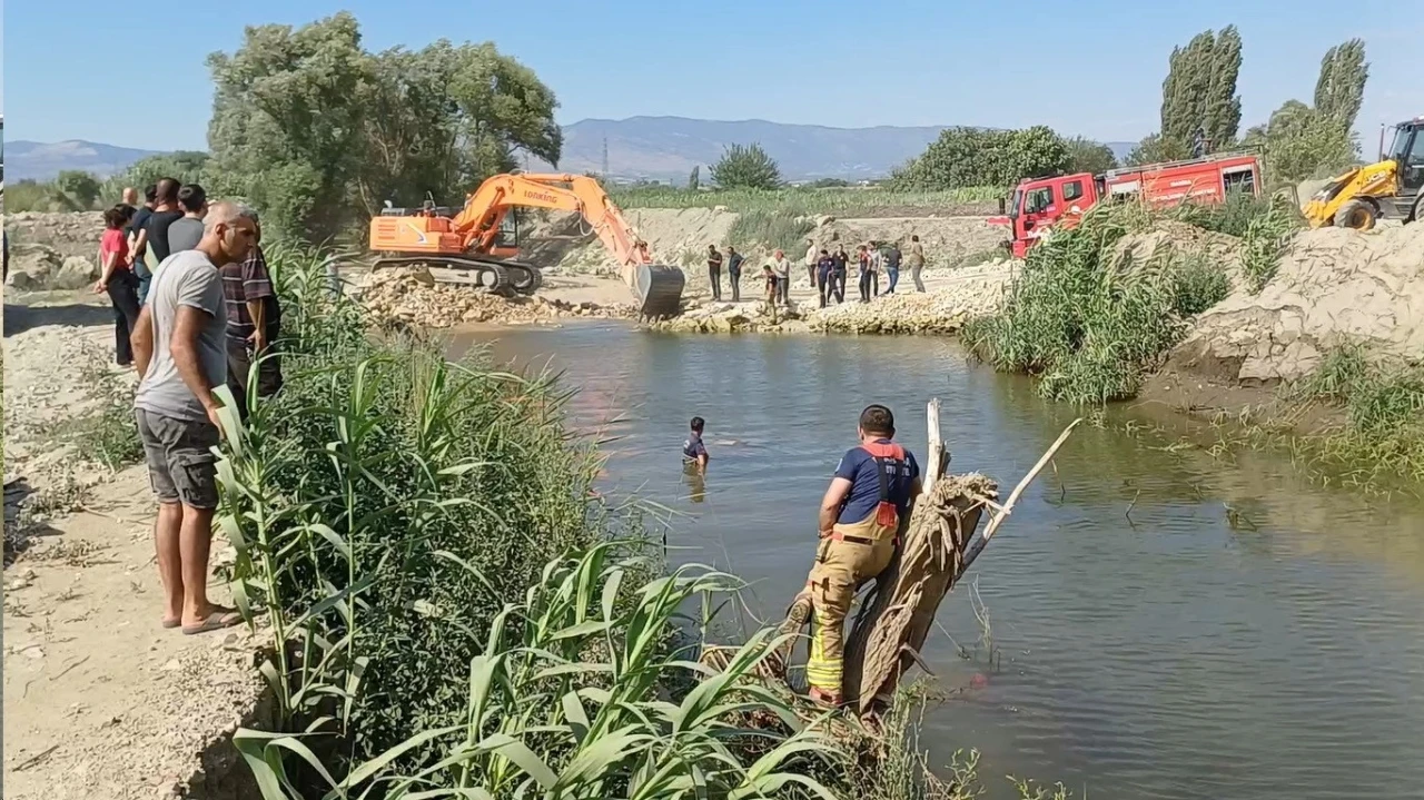 Manisa&rsquo;da acı olay: 12 yaşındaki &ccedil;ocuk derede boğuldu
