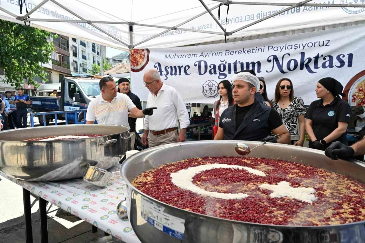 Manisa&rsquo;da aşure bereketi
