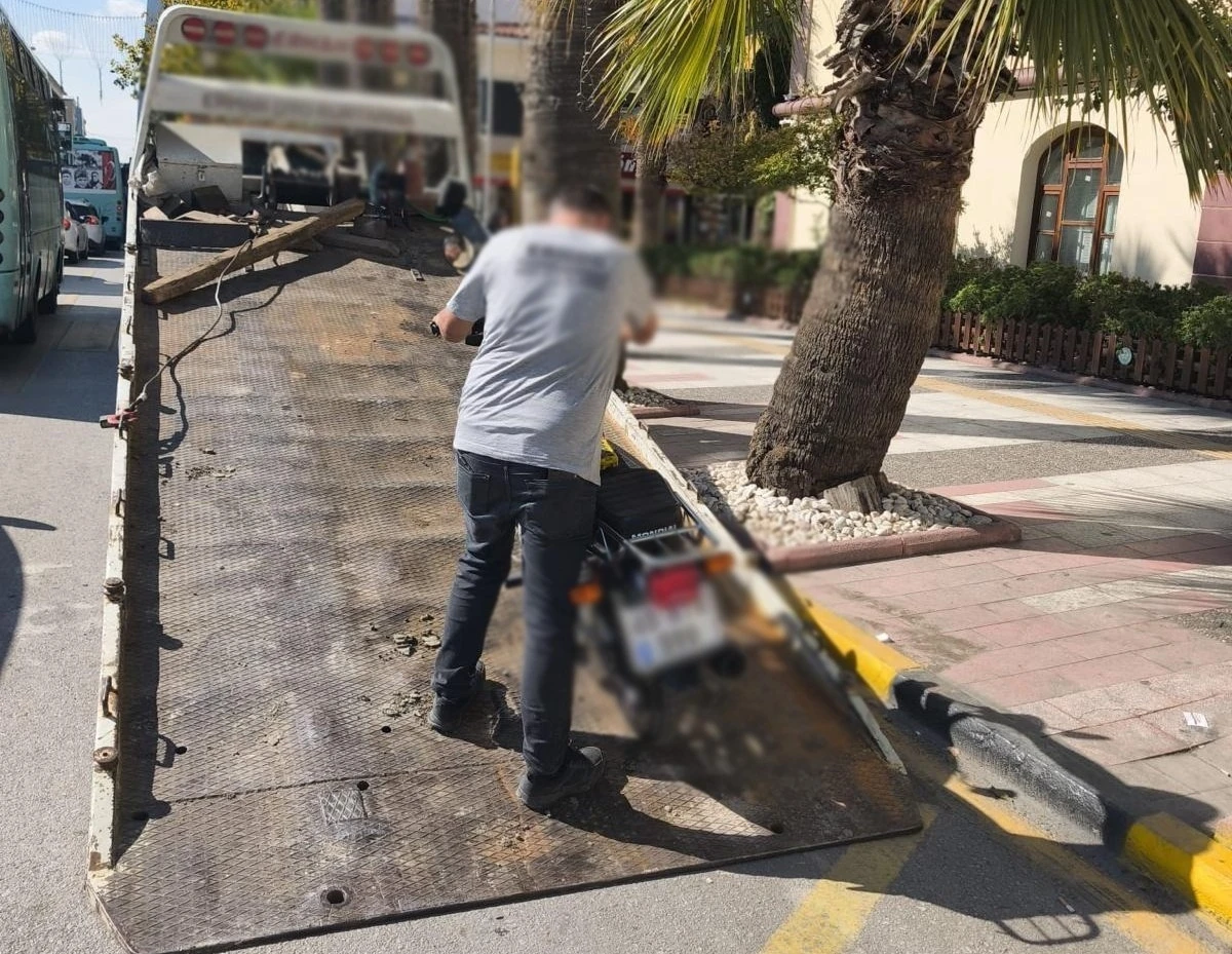 Manisa’da motosikletlere yaya yolu denetimi
