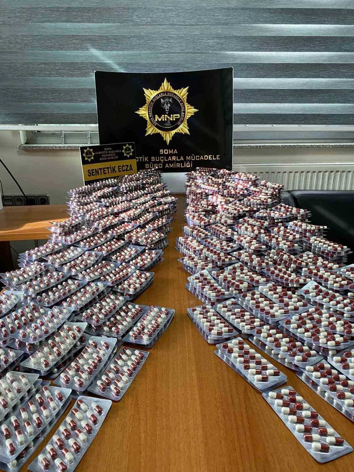 Manisa&rsquo;da narkotik operasyonu: 4 tutuklama
