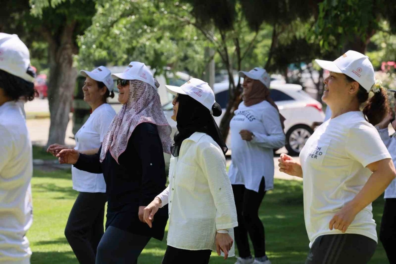Manisa’da &quot;Sporla Güçlü Kadınlar&quot; projesi başladı
